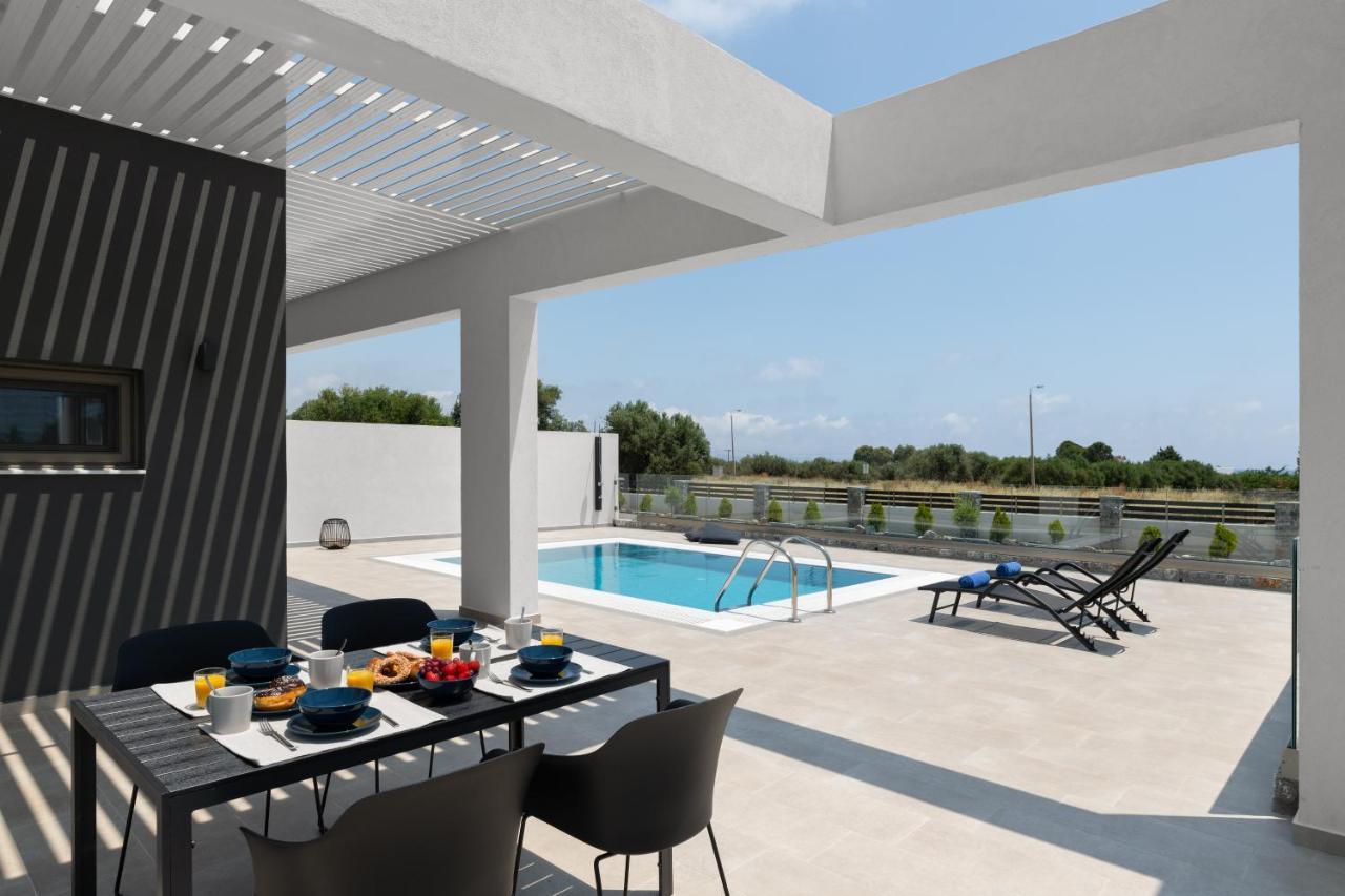 Armonia Suites Генади Екстериор снимка