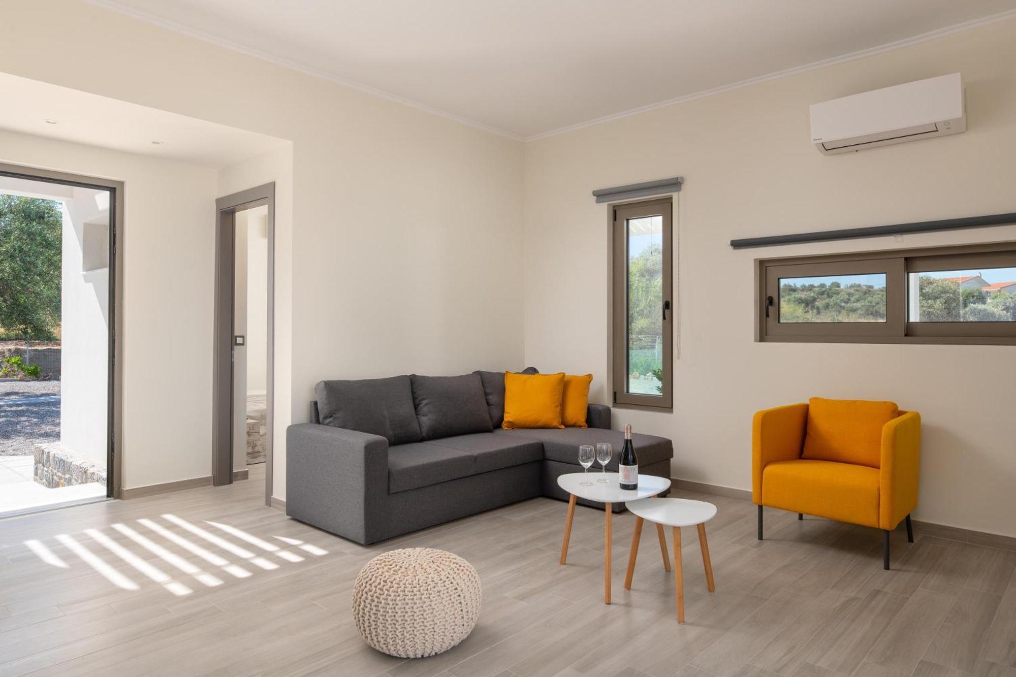 Armonia Suites Генади Екстериор снимка